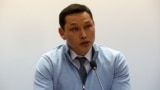 Казахстанского активиста Санжара Бокаева задержали по камерам наблюдения в аэропорту Алматы: законно ли это? 